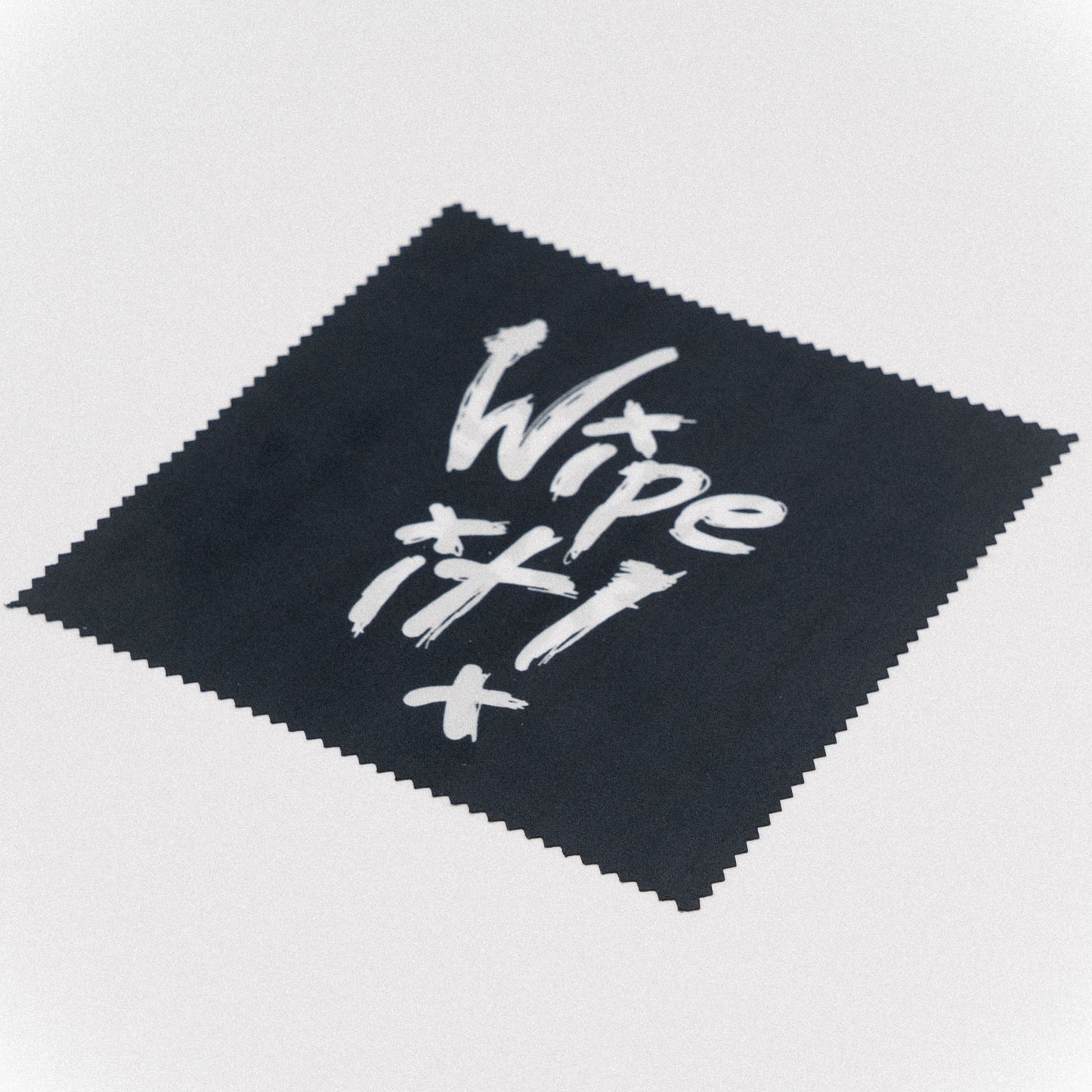 "Wipe it" Cloth